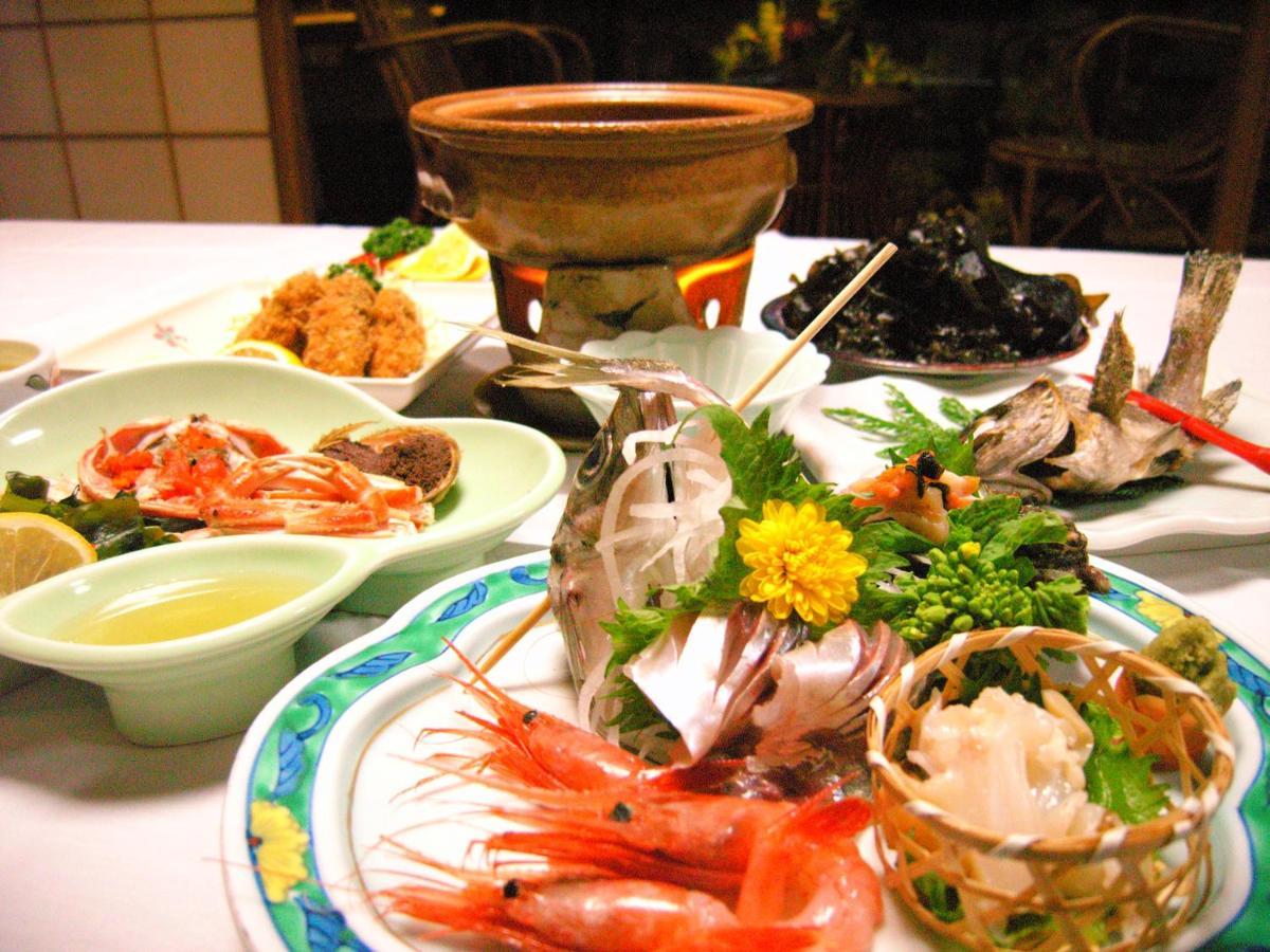 ホテル 湖月館 志賀町 エクステリア 写真